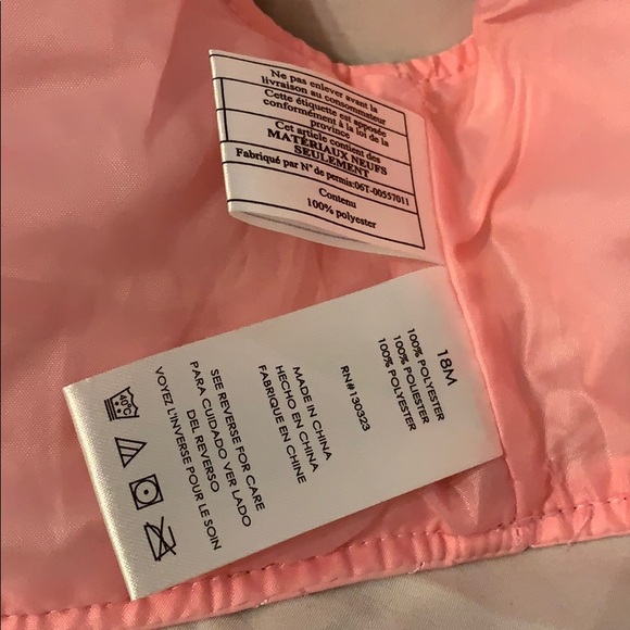 🌺 Baby Puffer Vest, Calvin Klein, NWT - Picture 4 of 4